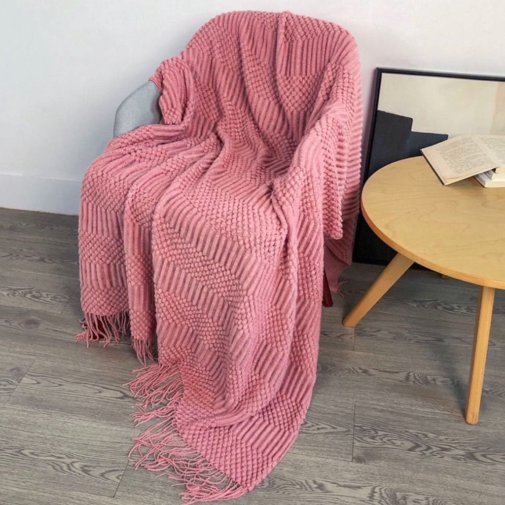 Throw blanket