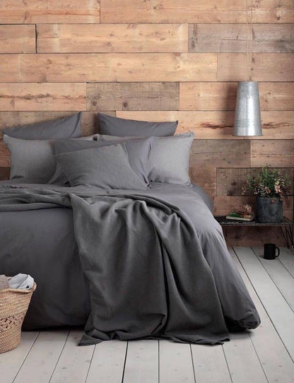 Cotton Basic Set - 1 Duvet cover, 1 Fitted sheet and 2 Pillow cases